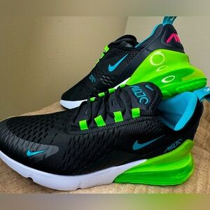 Women’s Nike Air Max 270